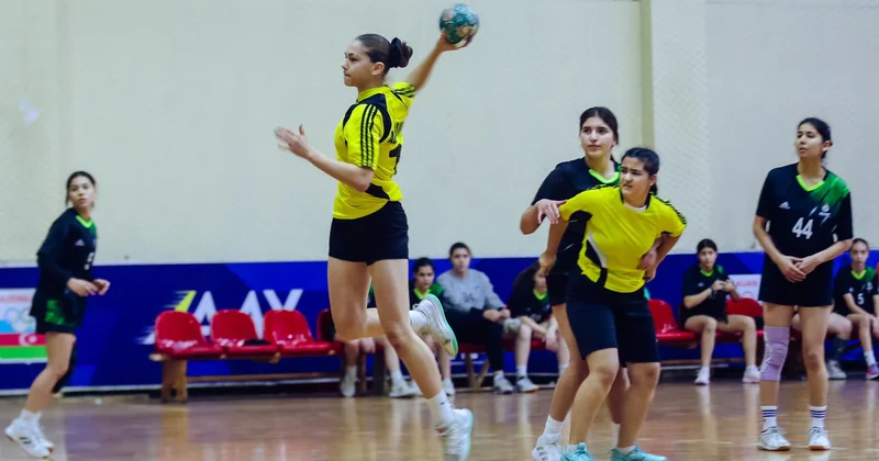 Gənc həndbolçuların respublika birinciliyi keçirilib