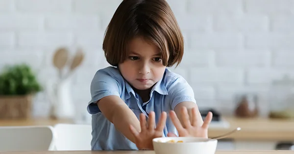 Uşaqlarda iştahsızlıq hər zaman xəstəlik deyil PEDİATR DANIŞDI