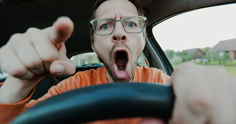 Sürücülər niyə aqressivdir? AÇIQLAMA