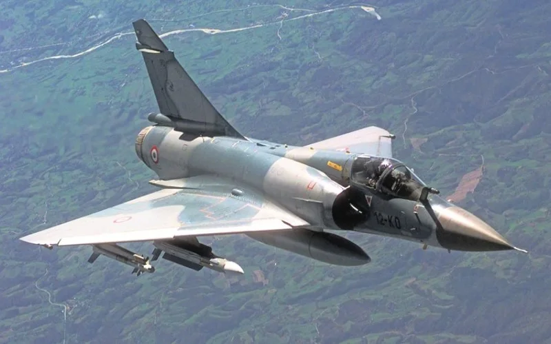 “Mirage 2000” təyyarələrinin ilk partiyası Ukraynaya çatdırılıb