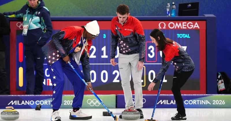 Reper Snup Doqq 2026 cı il Olimpiadasında körlinqdə qüvvəsini sınayıb FOTO