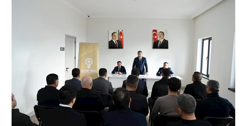 Azərişıq nümayəndələri Xankəndində sahibkarlarla görüş keçirdi FOTOLAR