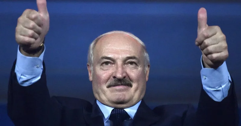Лукашенко принесли снюс во время совещания Minval Politika