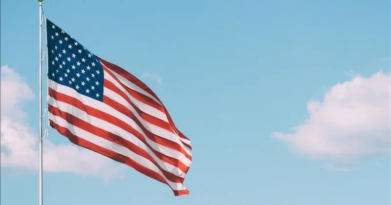 Посольство США в Иране призвало американцев немедленно покинуть республику