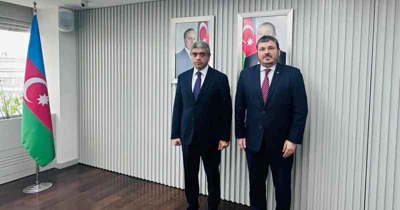 Ukraynanın səfiri nazirə təşəkkürünü bildirib