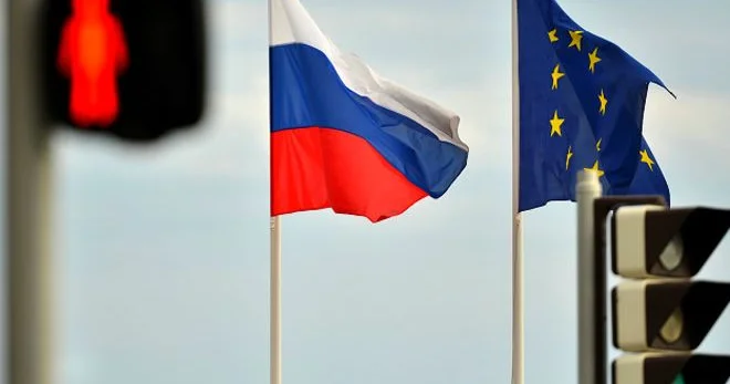 Стало известно, что войдет в юбилейный пакет санкций ЕС в отношении России Minval Politika