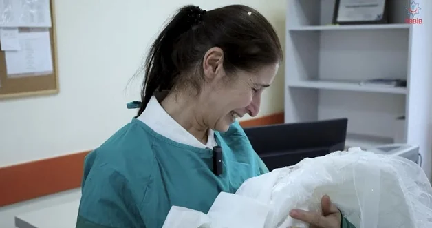 540 qram çəki ilə dünyaya gələn uşağın həyatı xilas edildi