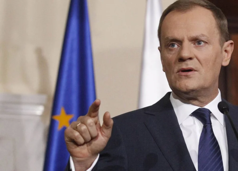 Tusk Avropanı Rusiya ilə silahlanma yarışına çağırdı