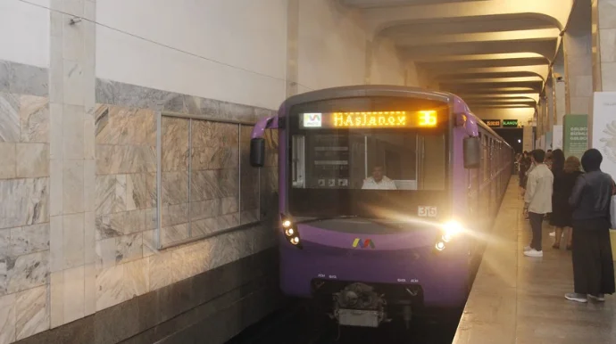 28 May metrostansiyasında qatarda nasazlıq yaranıb