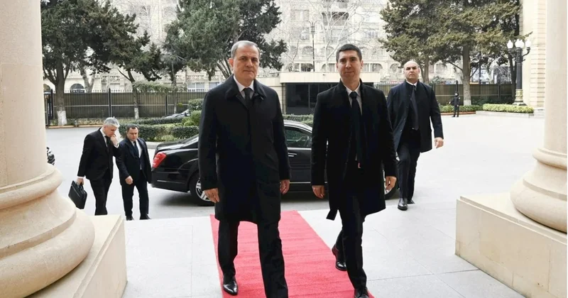 Ceyhun Bayramov Naxçıvana dron hücumu ilə bağlı moldovalı həmkarını məlumatlandırıb FOTO (YENİLƏNİB)