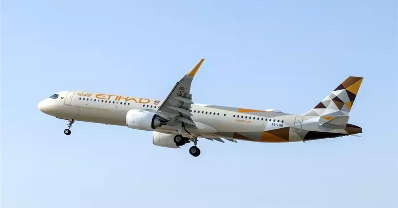 Etihad Airways из ОАЭ возобновит ограниченное расписание рейсов