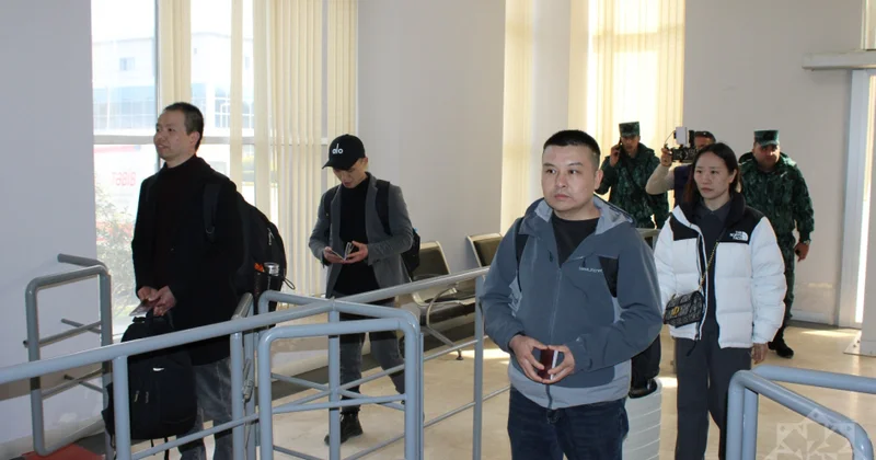 Эвакуация из Ирана продолжается еще 24 гражданина Китая пересекли границу Азербайджана