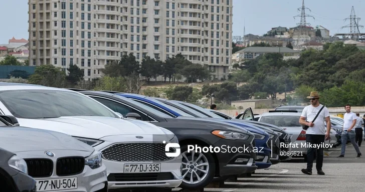 Кабмин Азербайджана изменил правила использования служебных автомобилей