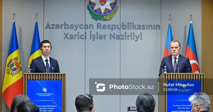 Джейхун Байрамов поблагодарил Молдову за помощь в эвакуации азербайджанских граждан из Украины