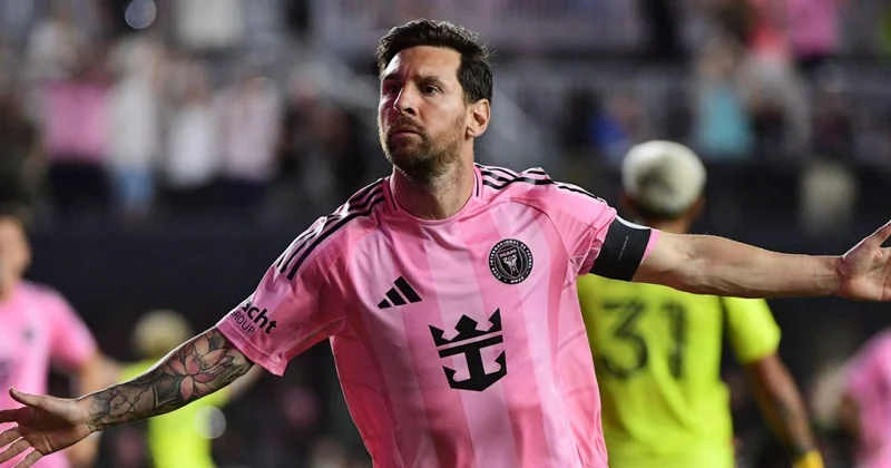 Messi Peleyə çatdı
