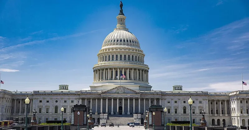 Конгресс не смог ограничить Трампа в действиях против Ирана