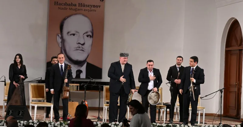 Ustad sənətkar Hacıbaba Hüseynovun əziz xatirəsinə həsr olunmuş Nadir muğam gecəsi keçirilib FOTO