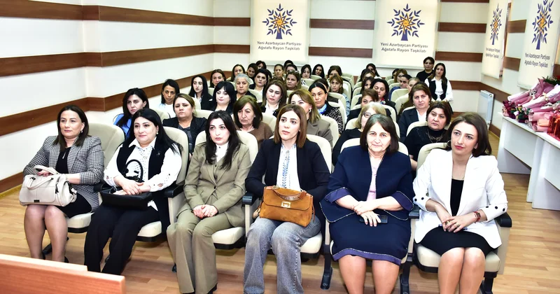 Qadınlar həyatın mənası, bəzəyi və əbədi gözəlliyidir FOTOLAR