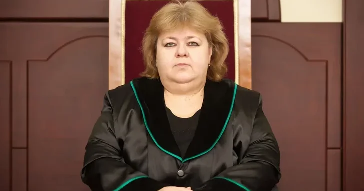 В Азербайджане внезапно умерла известная судья