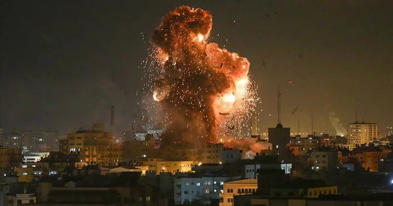 İran ABŞ ın BƏƏ və Küveytdəki bazalarını bombaladı
