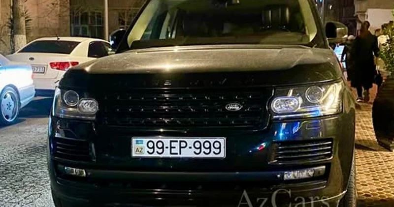 Restorandan içkili çıxdı, Range Rover i parkovşik ə verdi Qəza törətdi