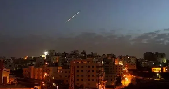 İran xalqı bomba səslərini eşitmək istəyir, çünki azad olmaq istəyirlər TRAMP