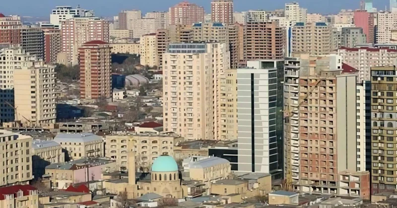 Bakının su basmayan əraziləri: Ev alarkən nələrə diqqət etməliyik?