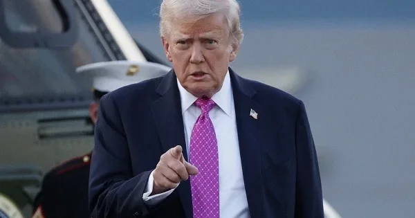 Трамп: власти ищут того, кто раскрыл данные о поисках в Иране американского летчика