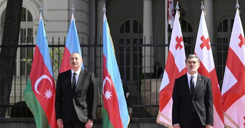 Prezident Gürcüstanda belə qarşılandı FOTOLAR + VİDEO