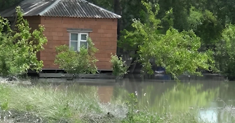 Стихия бьет по всем фронтам