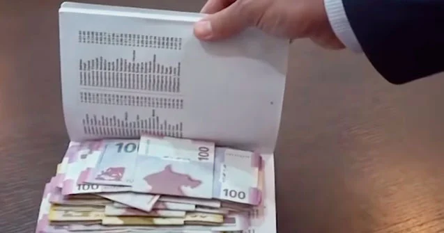 İşdən çıxarılan bağça müdiri 10 nəfərdən külli miqdarda pul alıbmış