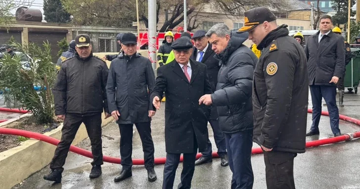 Кямаледдин Гейдаров прибыл на место подтопления в бакинском поселке