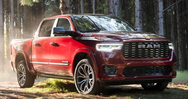 RAM 1500 pikap avtomobilinin satışına başlanılıb...