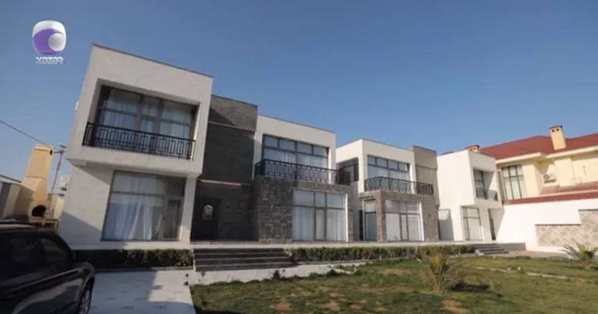 Şou biznesin ən varlı və çoxlu mülkləri olan müğənnisinin adı açıqlandı