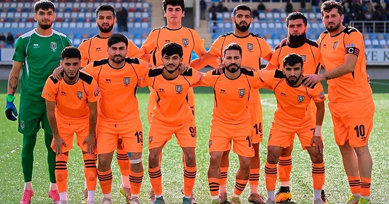 “Hypers Quba” birinci liqadan əlini üzməyib