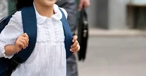 Məktəb çantasında qalan arzular