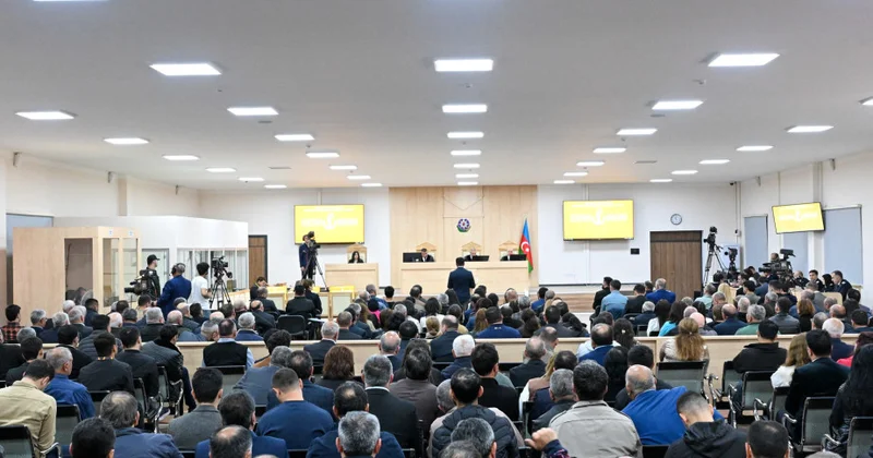 Zərərçəkmiş sürücü: 80 metr məsafədə mərmi düşməsi nəticəsində dizimdən xəsarətlər aldım VARDANYANIN MƏHKƏMƏSİ