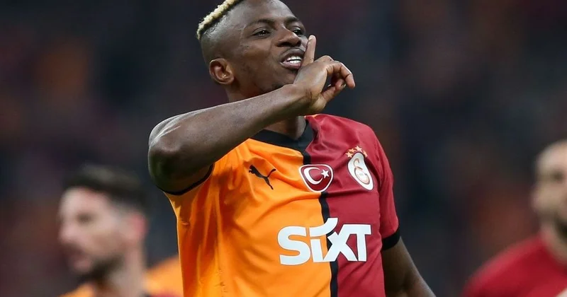Osimhen: Qalan 5 oyunda meydanda hər şeyimi verəcəm