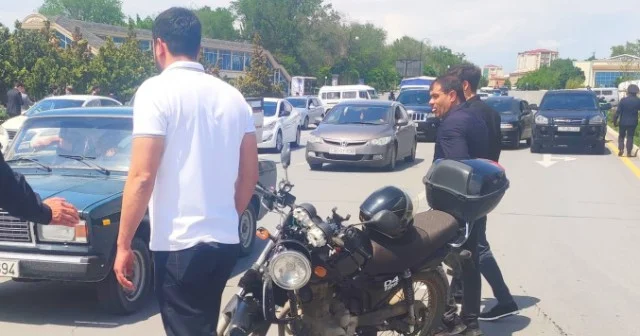 Naxçıvanda maşın motoskiletlə toqquşub