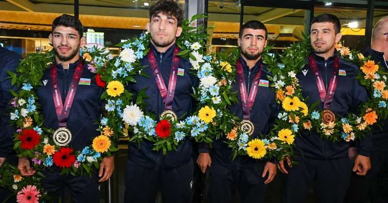 Чемпионы Европы отправились в Россию