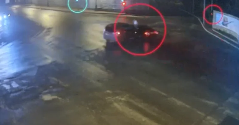Bakıda iki avtomobil toqquşdu VİDEO