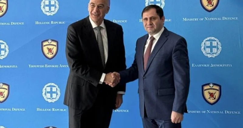 Ermənistan və Yunanıstan müdafiə nazirləri regionu müzakirə edib
