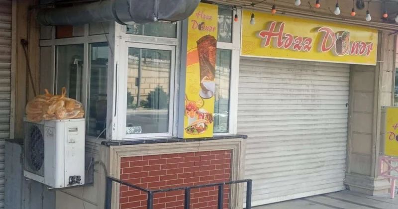 “Həzz” dönər evində antisanitariya: Çörəklər belə saxlanılır FOTO