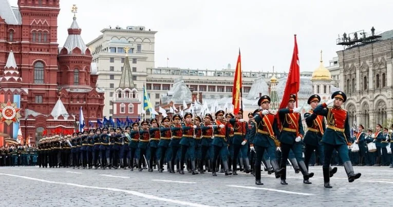 Kiyevdən Moskvaya 9 may sürprizi Ukrayna buna getsə...