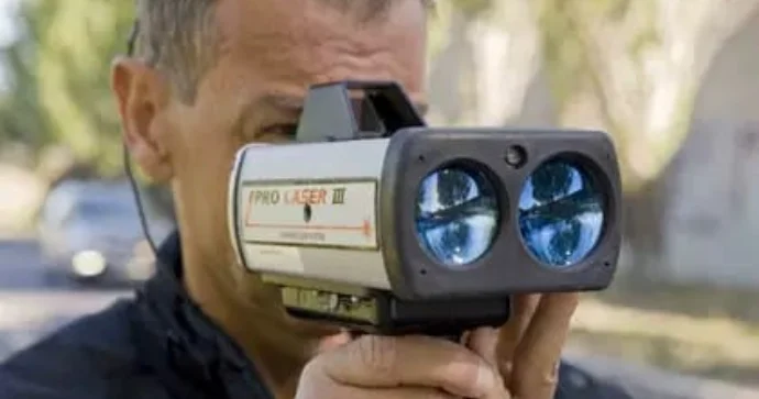 Polis 4 ildir səyyar radar məsələsində qərar verə bilmir