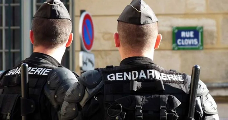 Fransada təhlükəli cinayətkar səhvən həbsxanadan buraxılıb