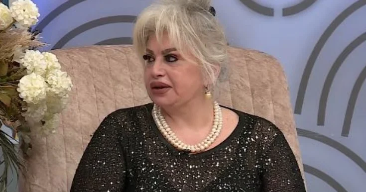 Məni Ümrə ziyarətinə göndərir