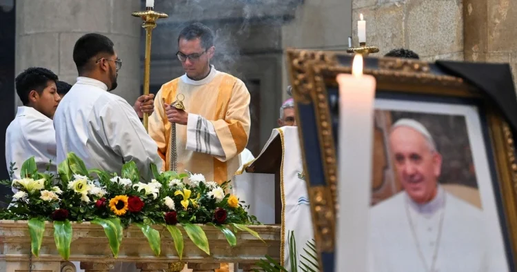 Sabah yeni Roma Papası seçiləcək