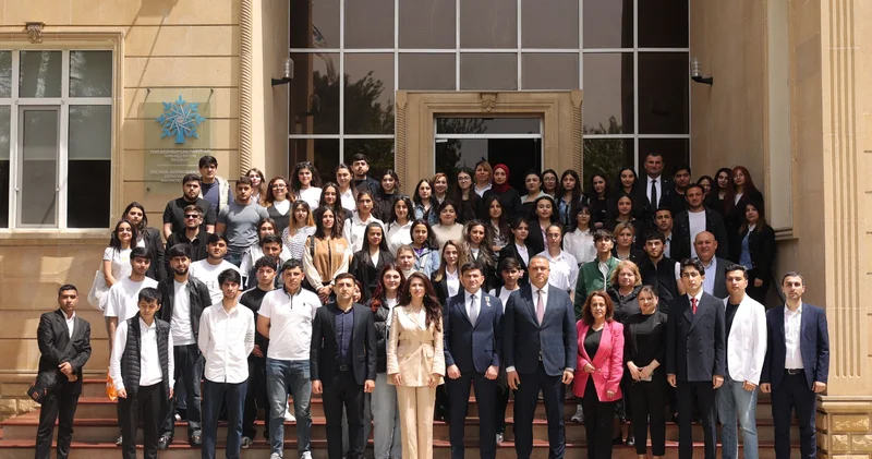 “Zəfərdən zirvələrə” gənclərlə görüş keçirilib FOTOLAR