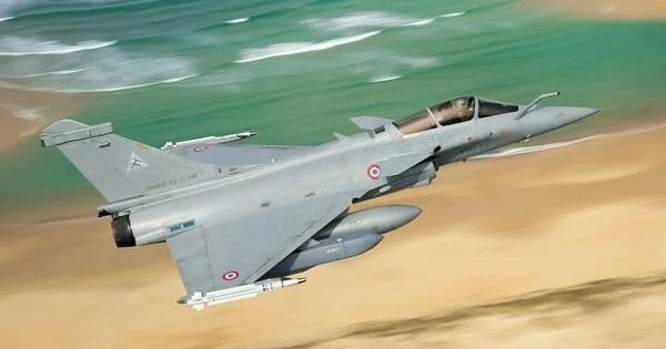 Pakistan Hindistanın Rafale qırıcılarını məhv etdi